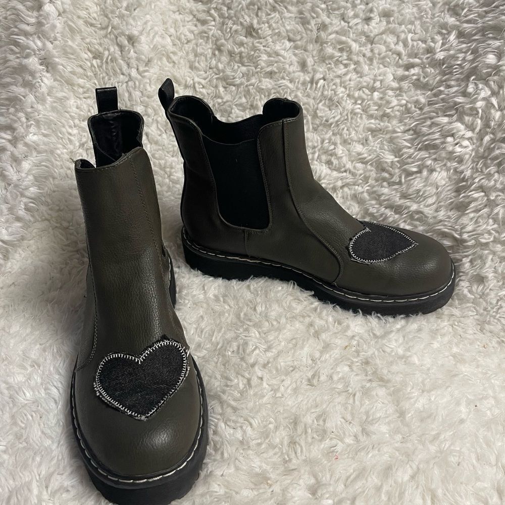 Sincerely Jules Pull On Boots dark gray Faux leather fabric patchwork SZ10 - Picture 4 of 10